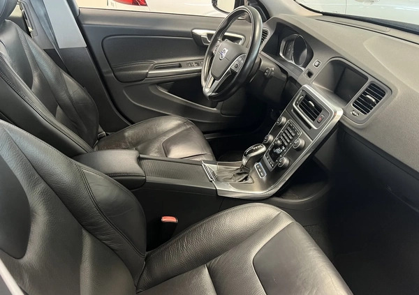 Volvo V60 cena 79900 przebieg: 195000, rok produkcji 2014 z Kamieńsk małe 121